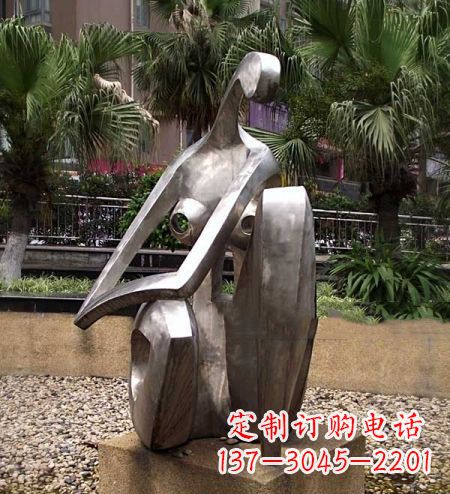 贵阳现代艺术风格的不锈钢女人雕塑