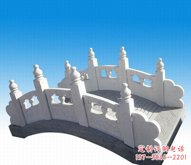 贵阳公园草白玉拱桥石雕
