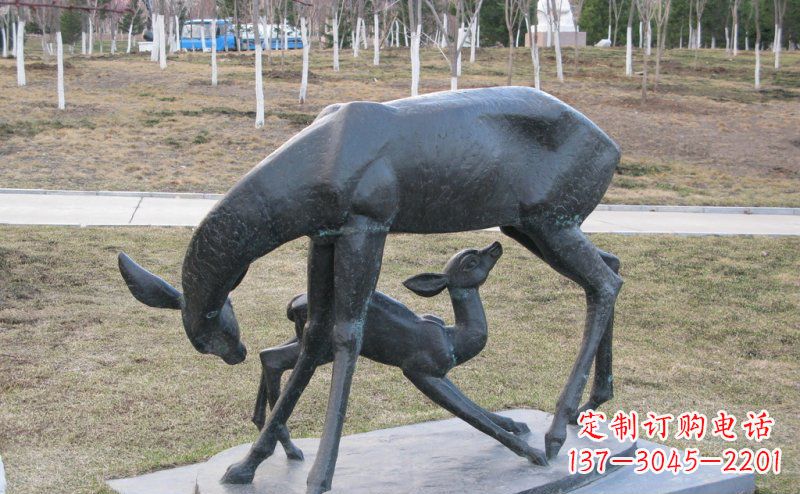贵阳母子鹿铜雕艺术塑像