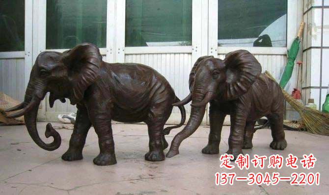 贵阳公园大象招财动物铜雕