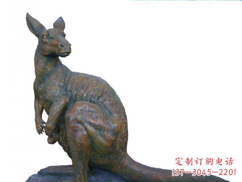 贵阳公园袋鼠动物铜雕 (4)