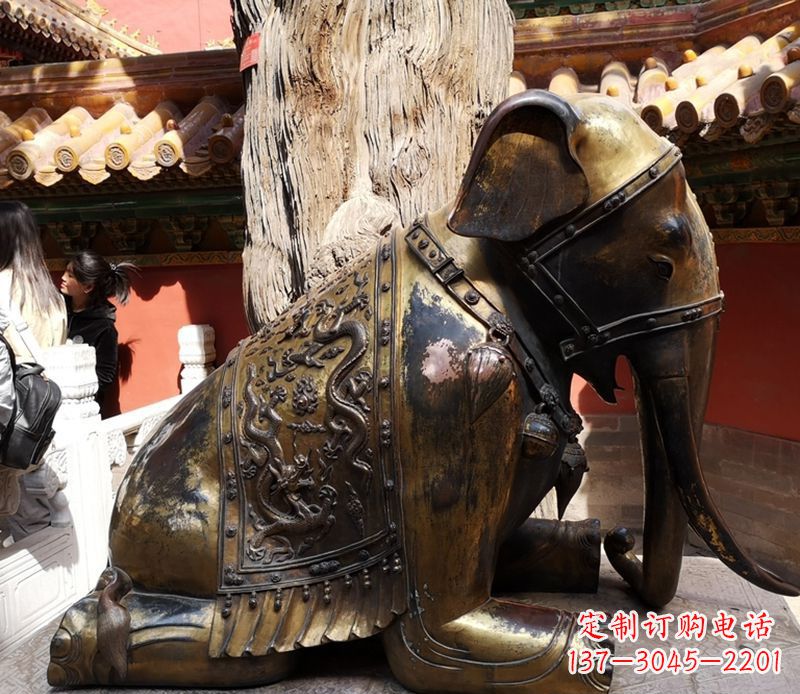 贵阳公园动物大象铜雕