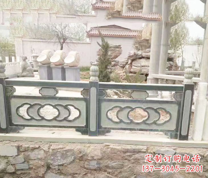 贵阳公园仿古风格栏板石雕