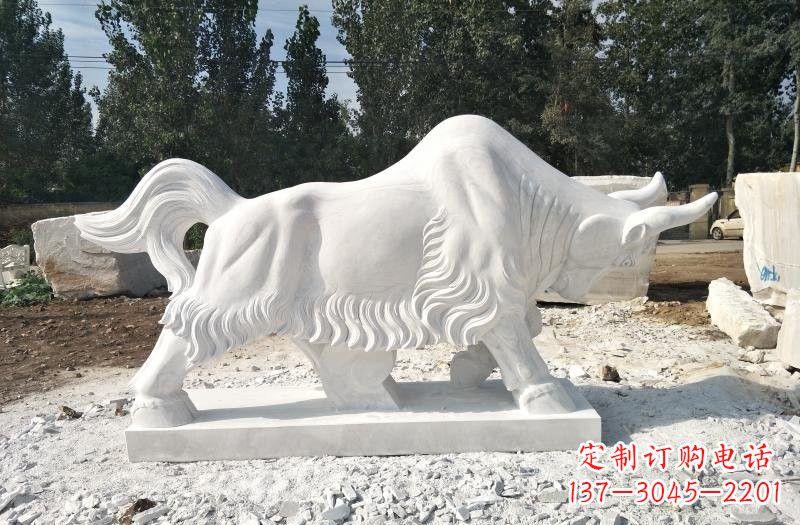 贵阳汉白玉款式多变的牛石雕塑