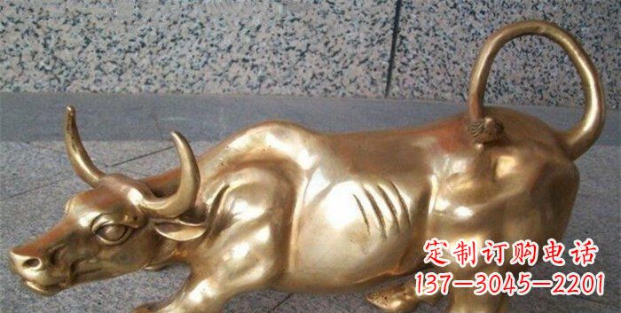 贵阳公园华尔街牛动物铜雕