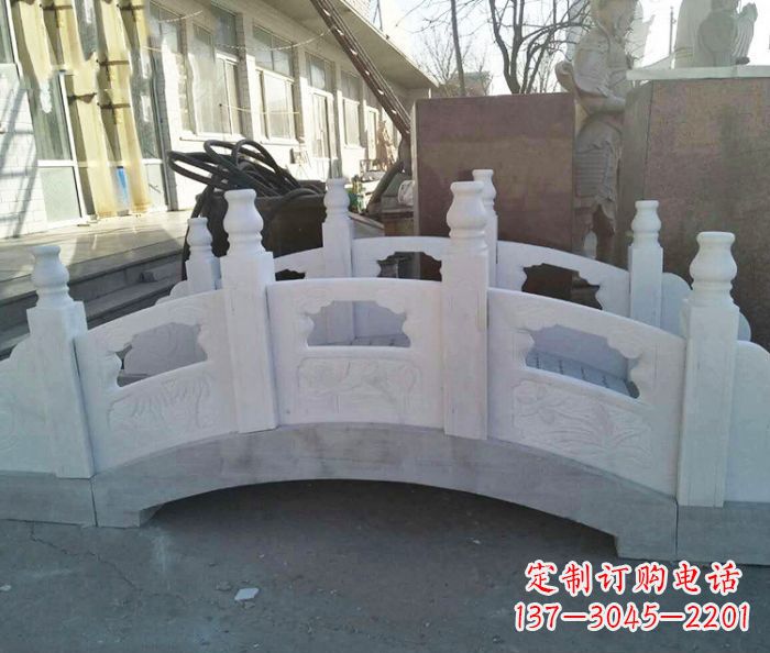 贵阳大理石拱桥雕塑