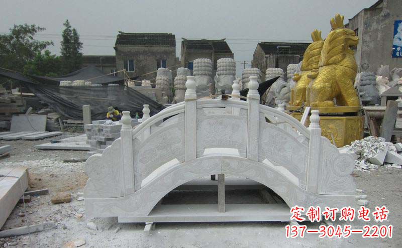 贵阳精美的大理石拱桥雕塑