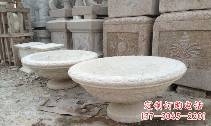 贵阳细腻雅致的大理石花盆石雕