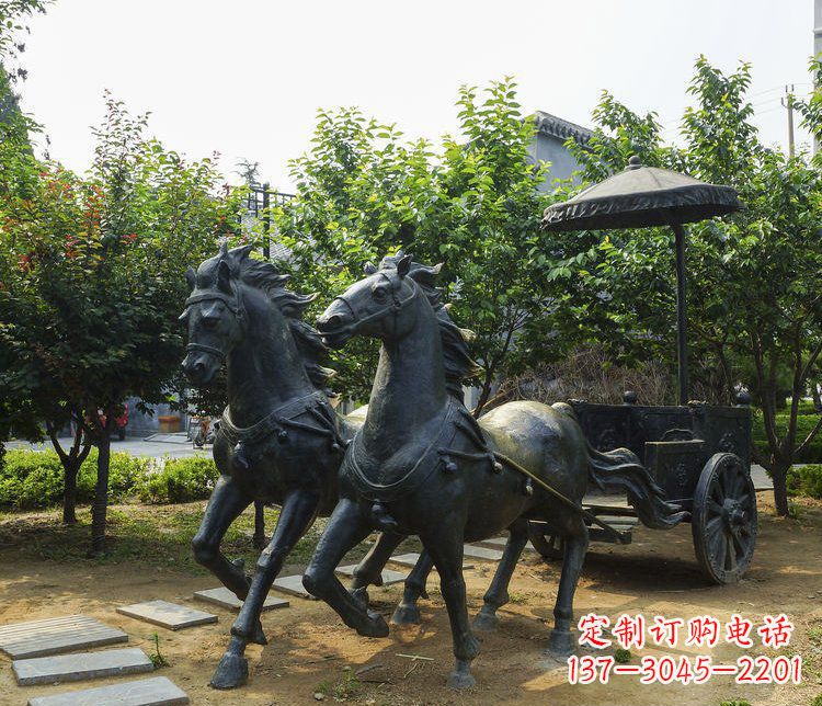 贵阳公园景观古代马车铜雕