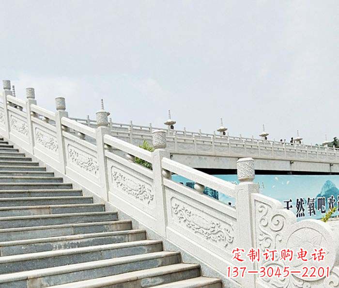 贵阳精美绝伦的汉白玉石栏板雕塑