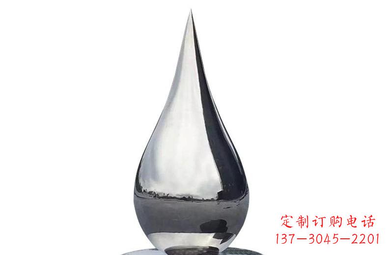 贵阳精湛打造，完美之作——不锈钢镜面水滴雕塑