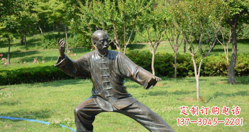 贵阳老人雕塑铜像,展示宁静内涵