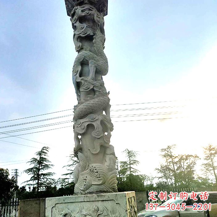 贵阳公园龙柱石雕