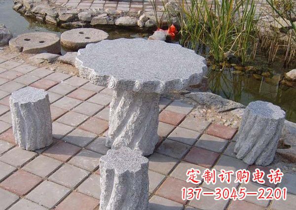 贵阳公园石桌凳雕塑
