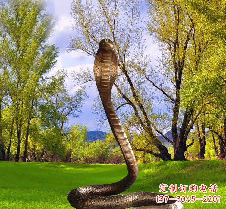 贵阳铜质眼镜蛇动物雕塑