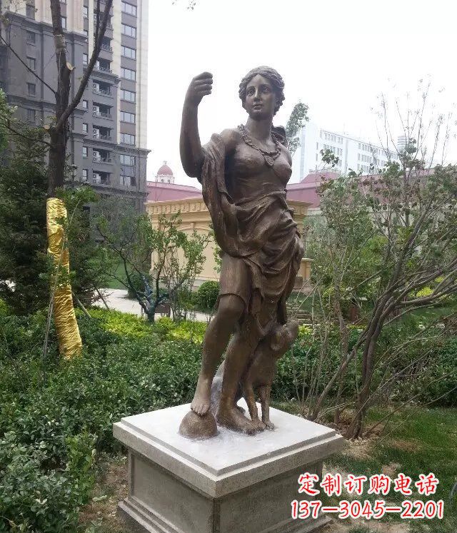 贵阳公园西方女人人物铜雕_1