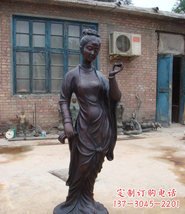 贵阳古代美女公园人物铜雕