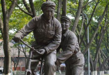 贵阳装饰你家园的自行车雕塑