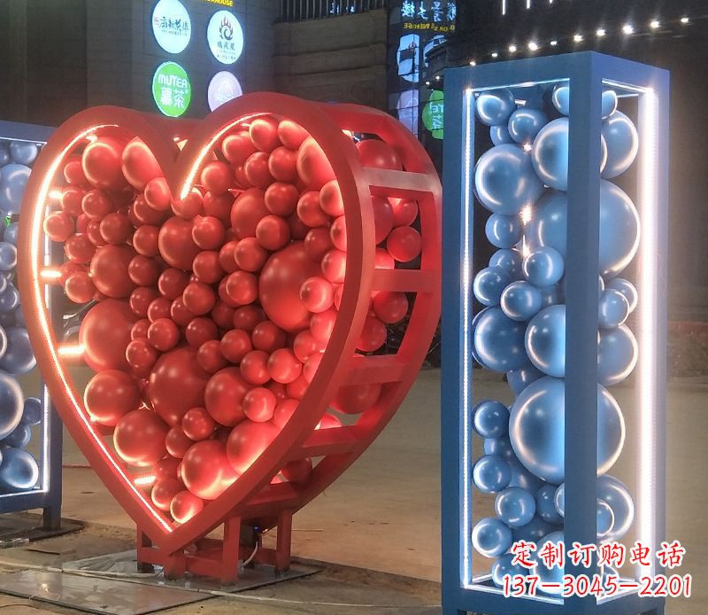 贵阳艺术级不锈钢字母雕塑