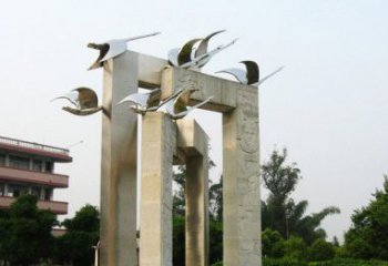 贵阳展现自然之美的不锈钢大雁动物雕塑