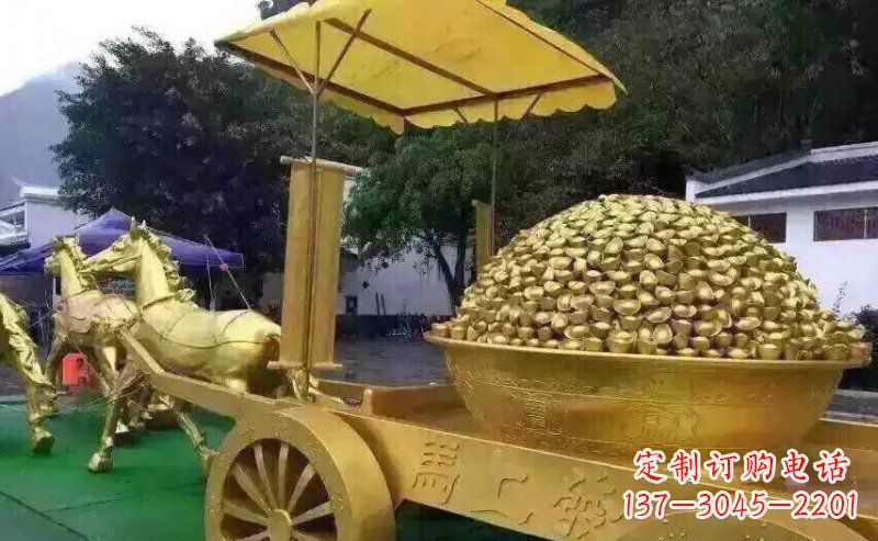 贵阳中领雕塑：精美的玻璃钢马雕塑
