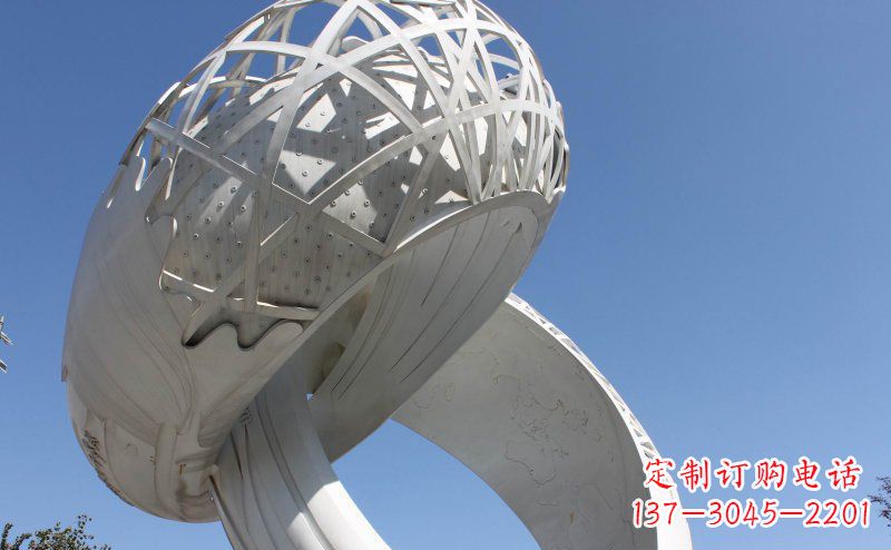 贵阳中领雕塑珠宝戒指雕塑是一款以不锈钢为原材…