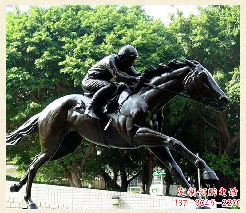 贵阳广场骑马景观铜雕