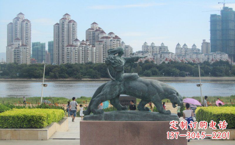 贵阳中领雕塑：大型铜雕狮子，令您的景观更加出彩！