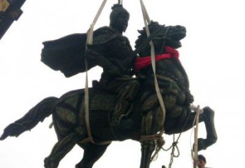 贵阳仰望古代将军，来一场跨越时空的雕塑之旅