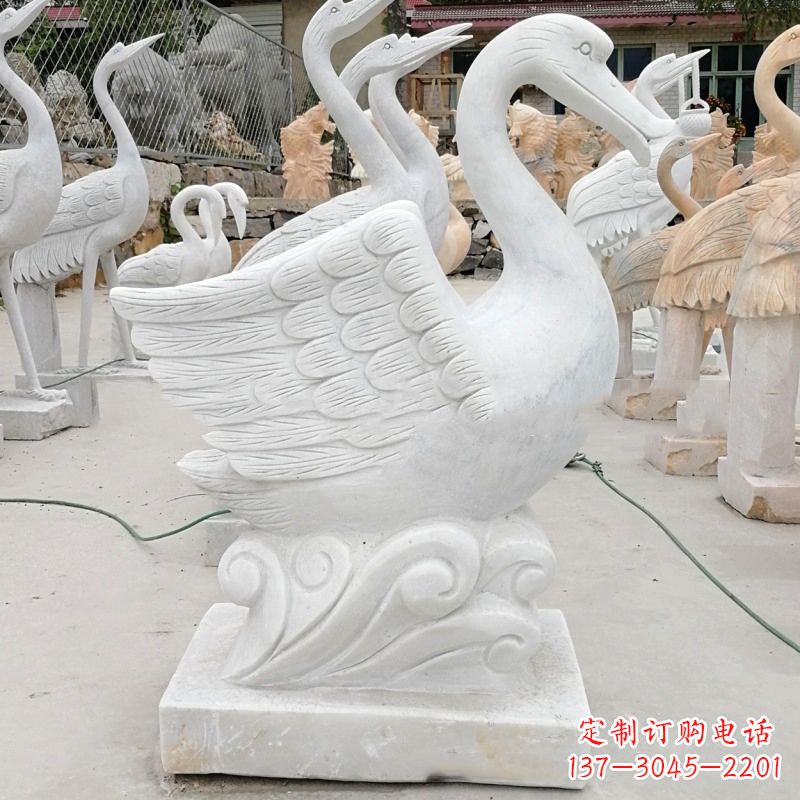 贵阳中领雕塑：精美的吐水天鹅雕塑
