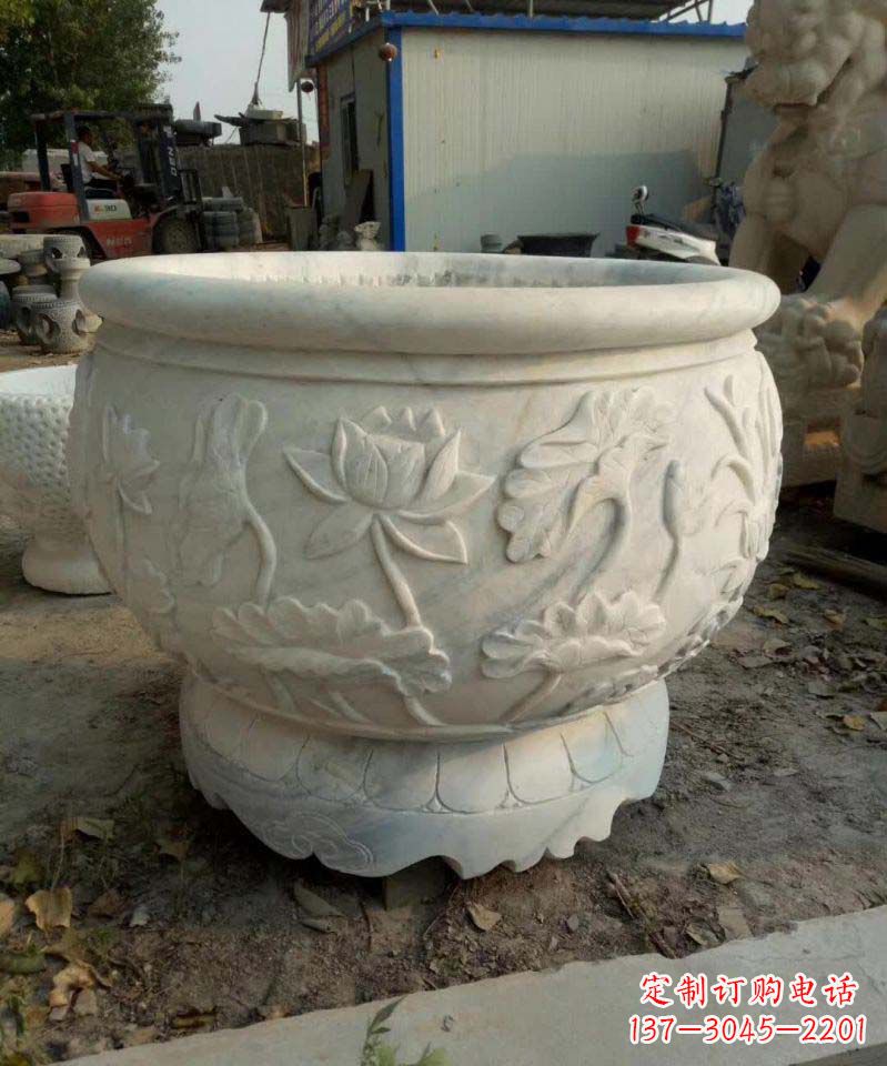 贵阳汉白玉荷花石浮雕水缸，营造令人心旷神怡的宁静之美