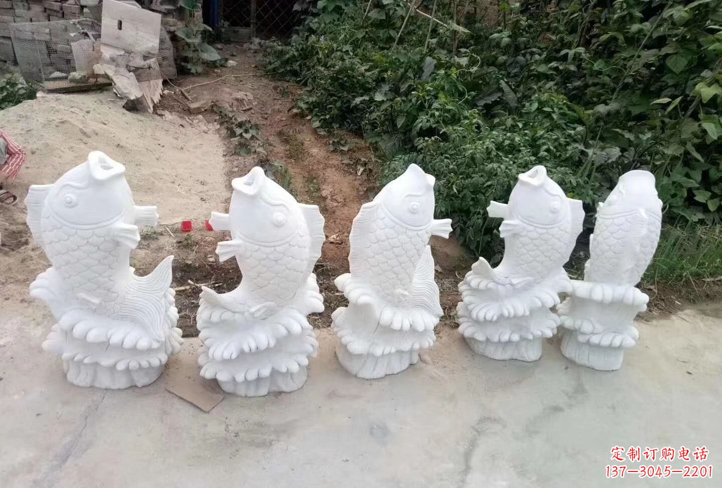 贵阳中领雕塑：高质汉白玉鲤鱼喷泉石雕