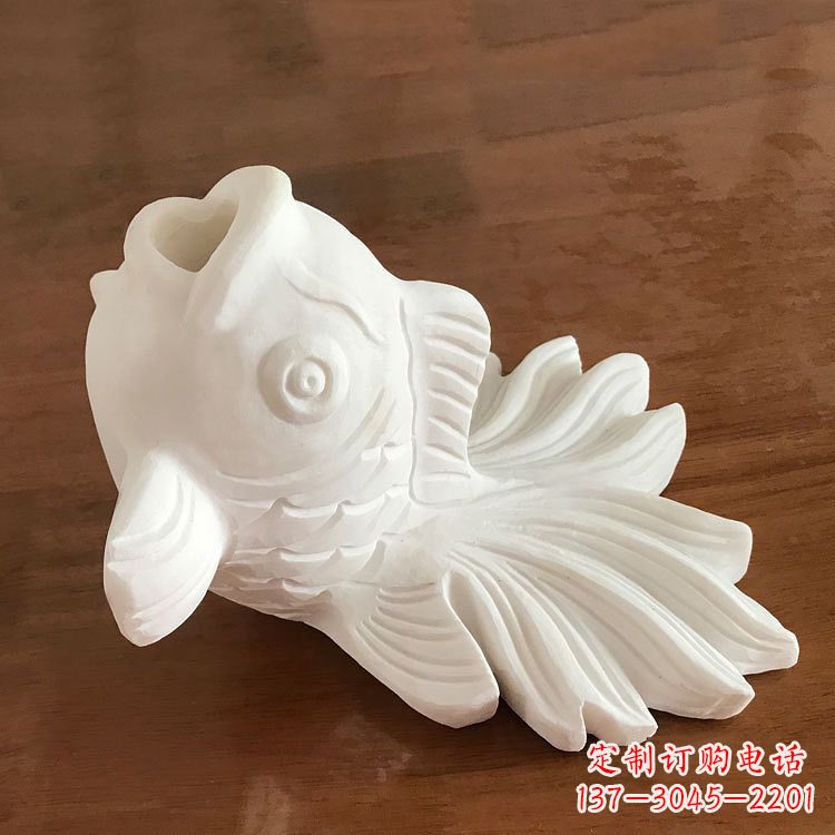 贵阳精致美观的汉白玉喷水金鱼石雕动物雕塑