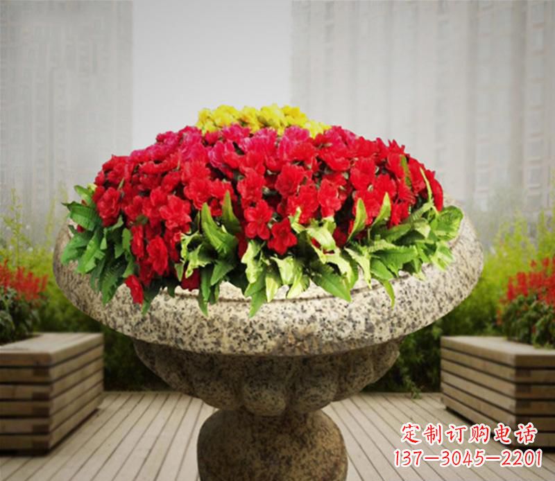 贵阳花岗岩小区景观花盆雕塑:精美艺术设计