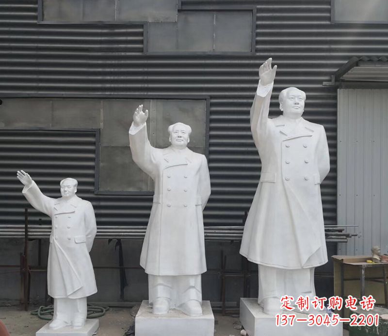贵阳追随主席足迹，收藏挥手毛主席校园伟人石雕