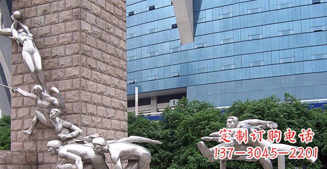 贵阳街边不锈钢运动员人物雕塑