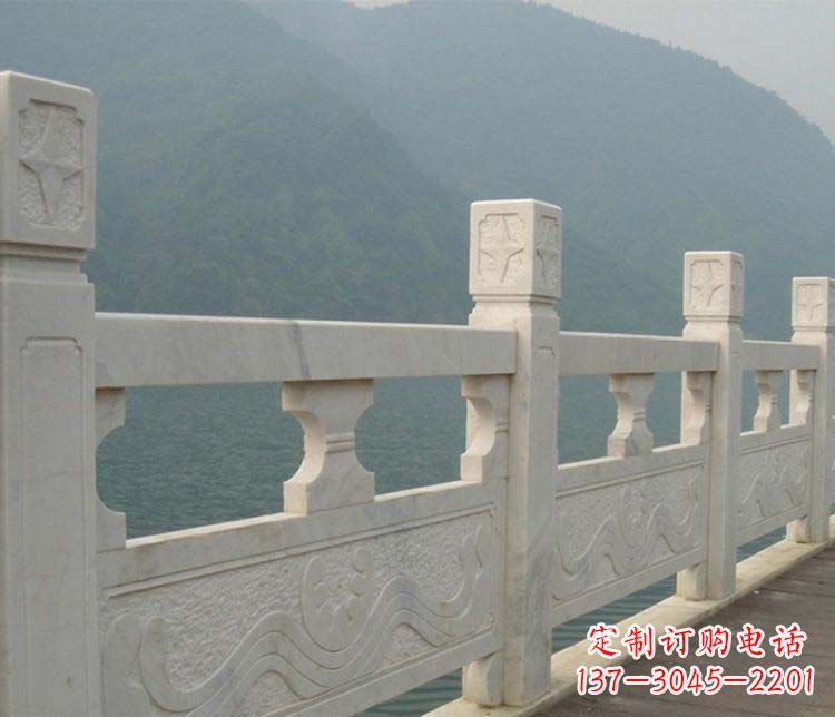 贵阳中领雕塑:景区大理石栏板石雕
