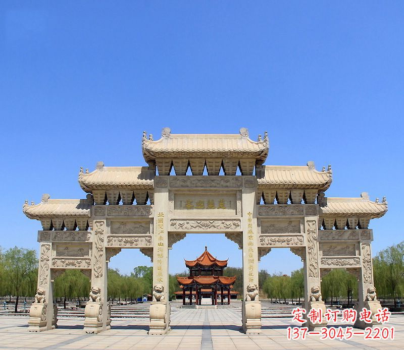 贵阳中领雕塑：专业定制大型建筑牌坊雕塑