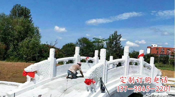 贵阳景区汉白玉石雕拱桥