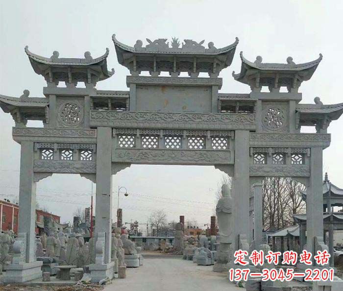 贵阳三门牌坊石雕,精美汉风石雕装饰景区