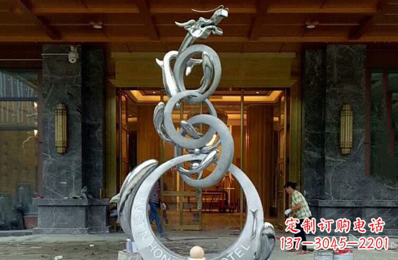 贵阳中领雕塑高端定制不锈钢龙门雕塑