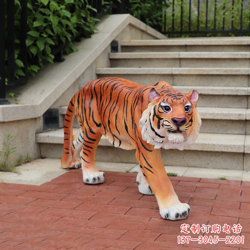 贵阳老虎玻璃钢仿雕塑—小区园林室外装饰品