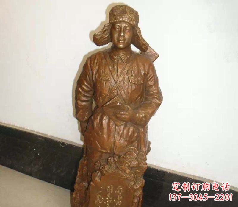 贵阳纪念雷锋的精美铜雕