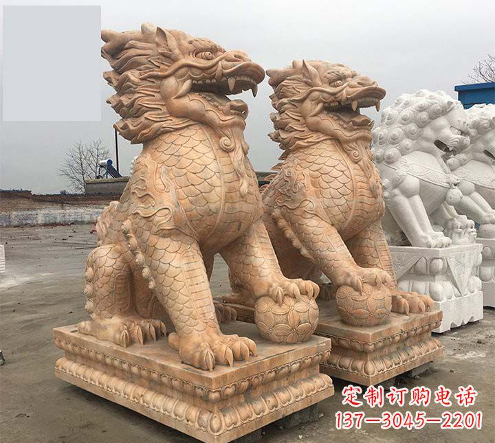 贵阳门口踩球麒麟石雕