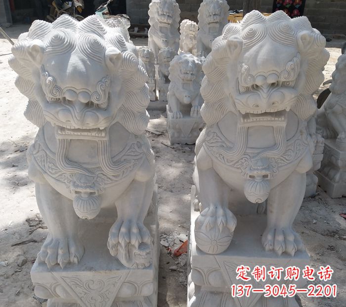 贵阳门口镇宅看门踩球狮子石雕
