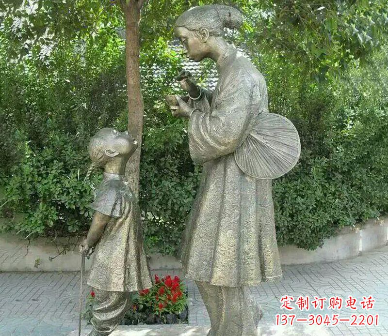 贵阳用浓浓母爱温暖心中的母亲雕塑
