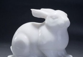 贵阳精致汉白玉兔子雕塑