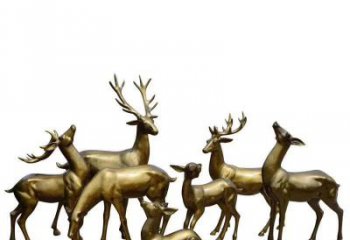贵阳精致精美，欣赏黄铜色鹿群雕塑