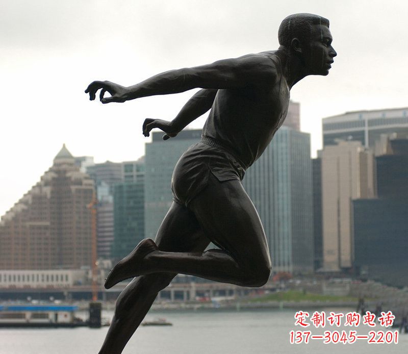 贵阳男人跑步铜雕