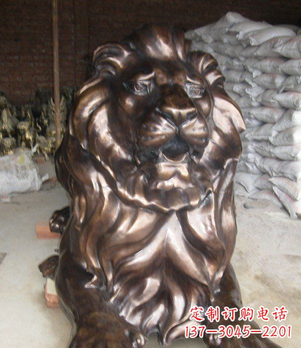 贵阳静静躺在你身边,西洋狮子铜雕塑给你精致的拥抱
